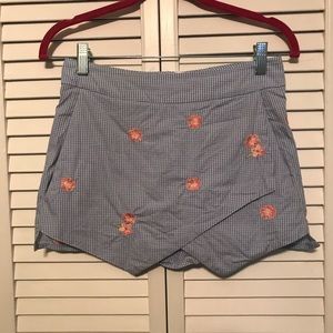 Embroidered gingham skort